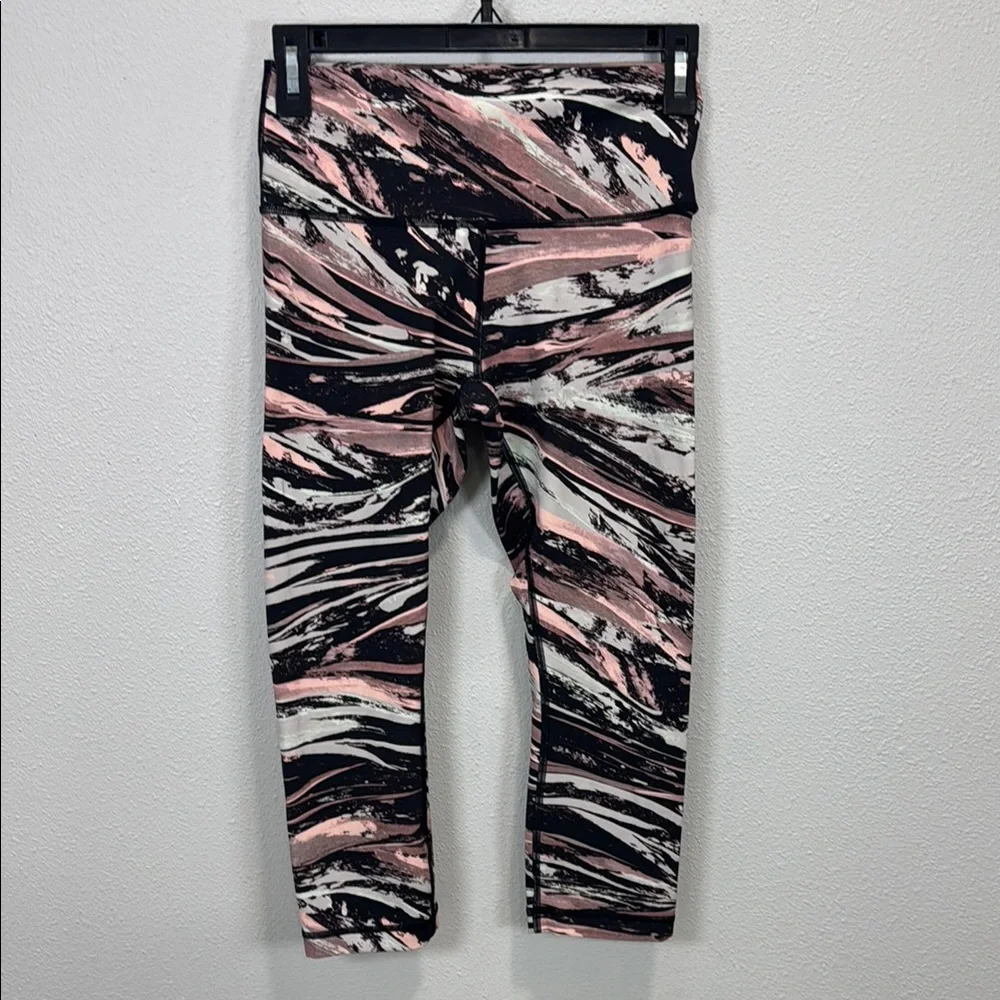 Lululemon‎ cropped leggings printed